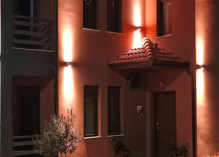 Elia Deluxe Holiday home *