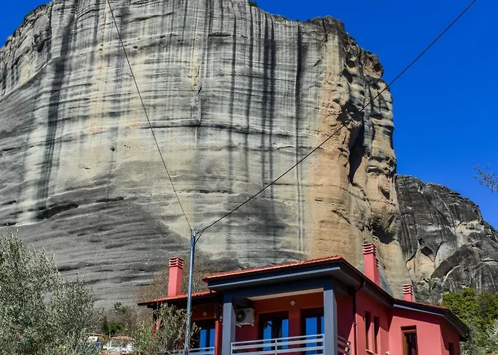 Elia Deluxe Holiday home *